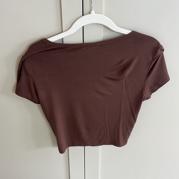 Brown Lovers and Friends Top - Picture 3 of 3